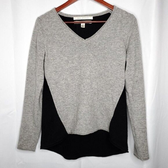 Max Studio Cashmere Sweater M Hi Lo Color Block Gray Black Rolled V Neck Cuffs - Picture 1 of 7